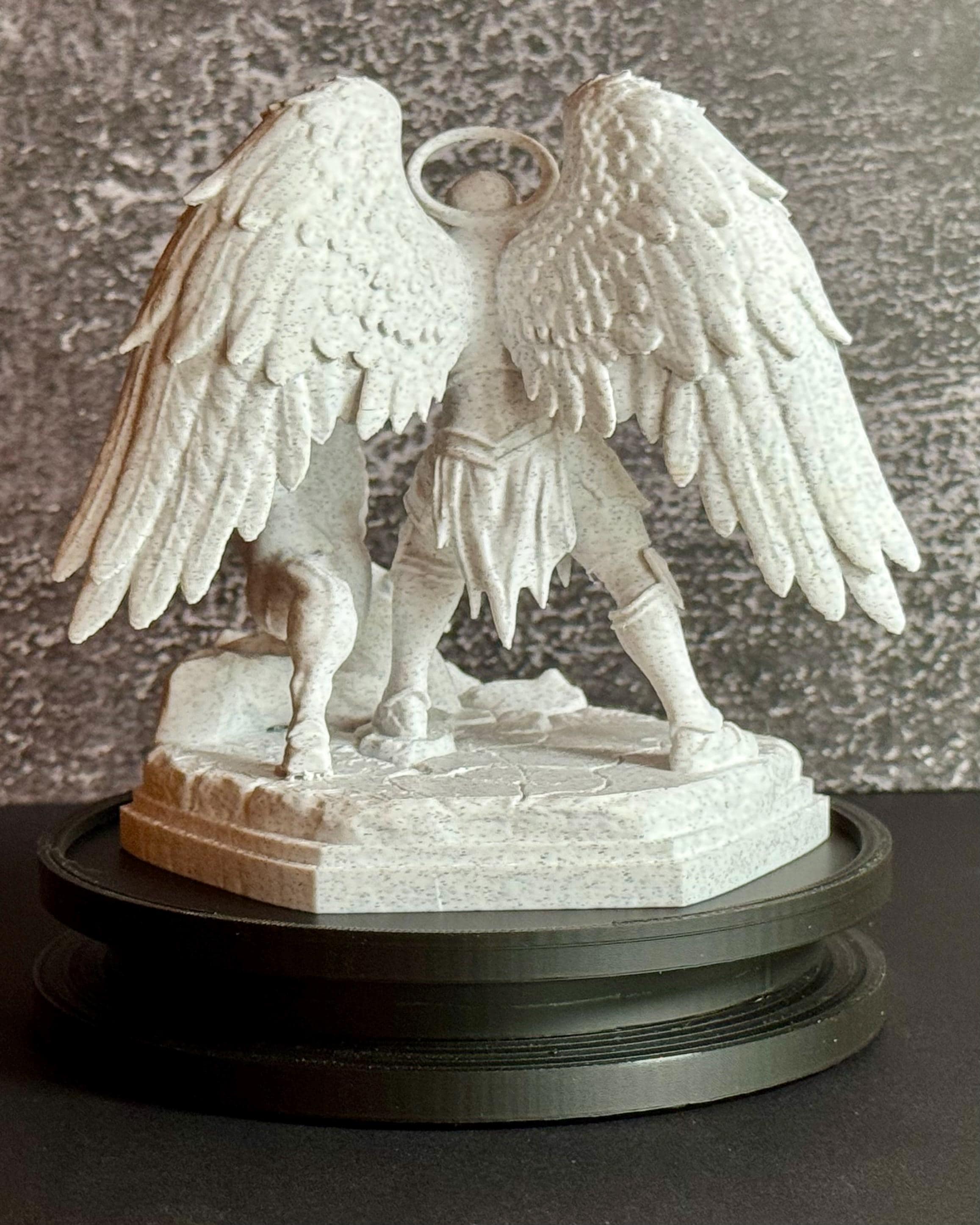 Archangel Michael Statue – Psalm 3:7 – Christian Religious Sculpture – Angel Defeating Evil – Faith Decor